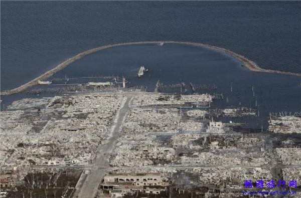 惊现鬼城? 阿根廷小镇被淹25年后重见天日 惊现鬼城? 阿根廷小镇被淹25年后重见天日
